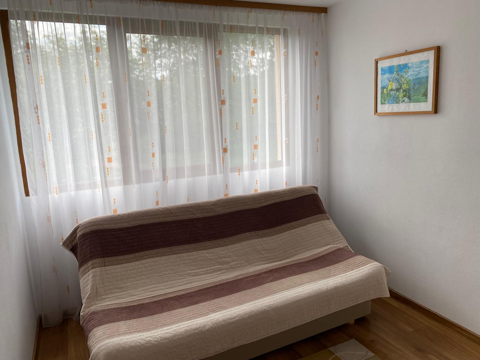 07ec2ba4-8484-4d1a-adf9-43778ce5c647