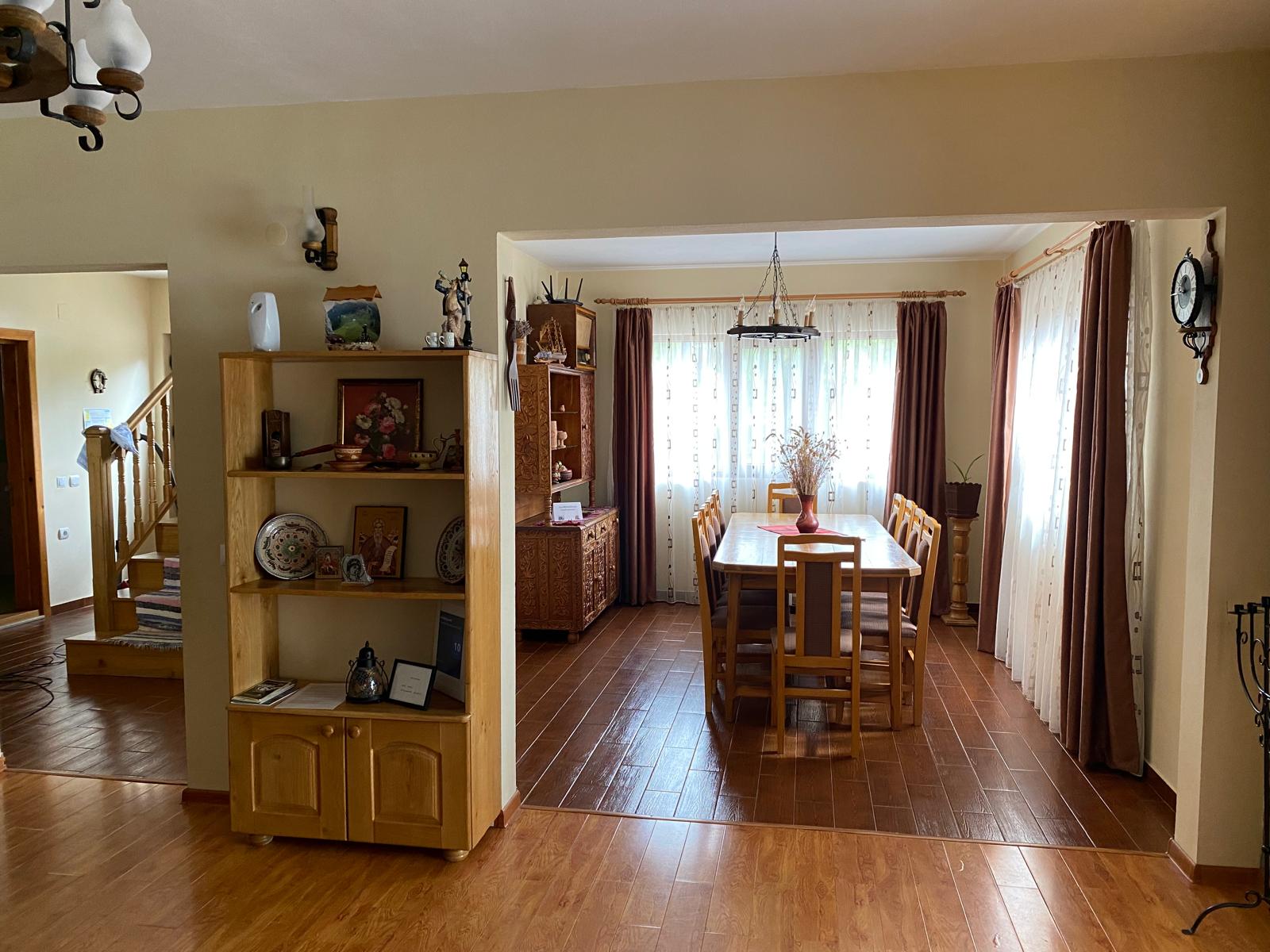 12f5a4af-70e1-4160-b28f-3047da7bb8e3