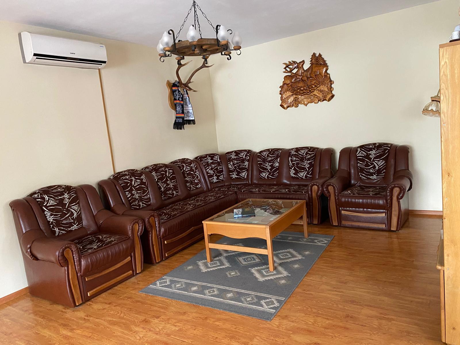 1ad0a1d7-83ef-4c42-b673-74e02b7e6996