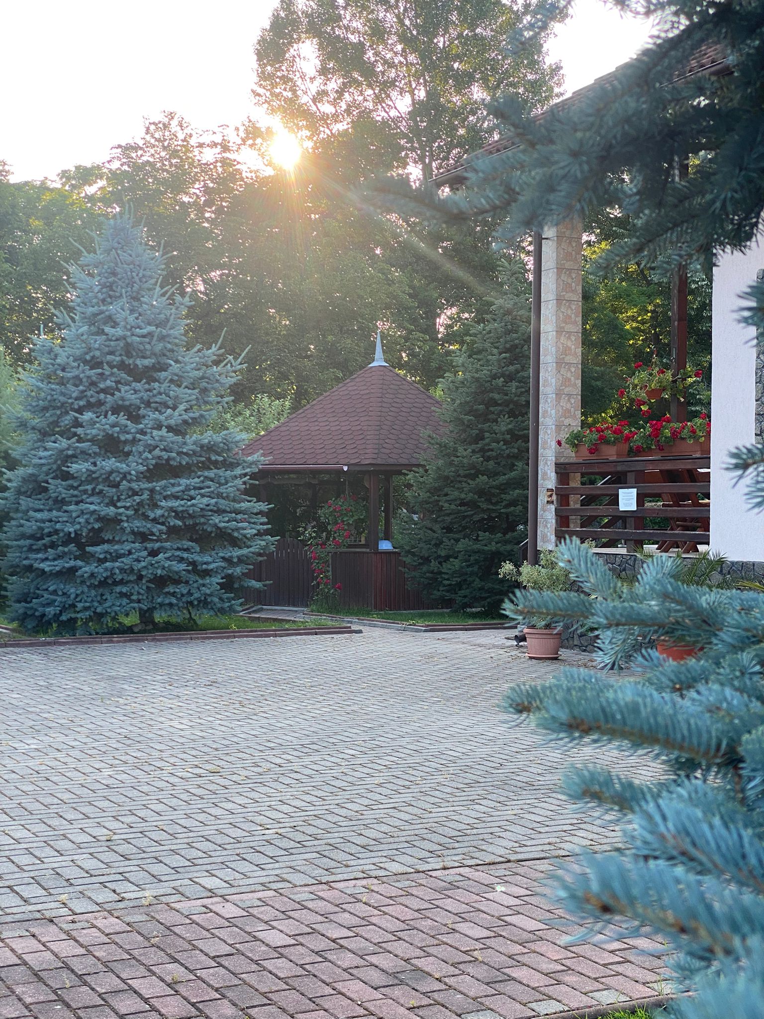 207b8bfc-33a3-41be-a0bb-8da1d4891b91