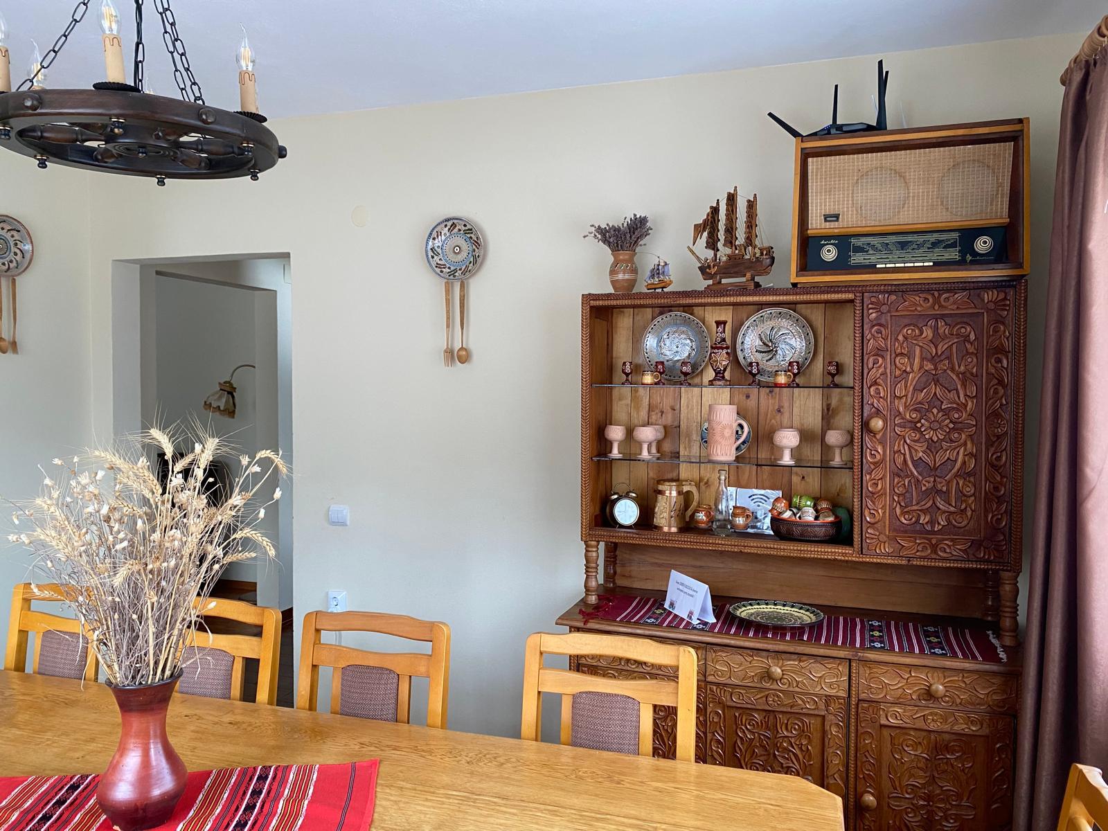 5b853eae-ae9e-4768-a559-4813a25fdf60