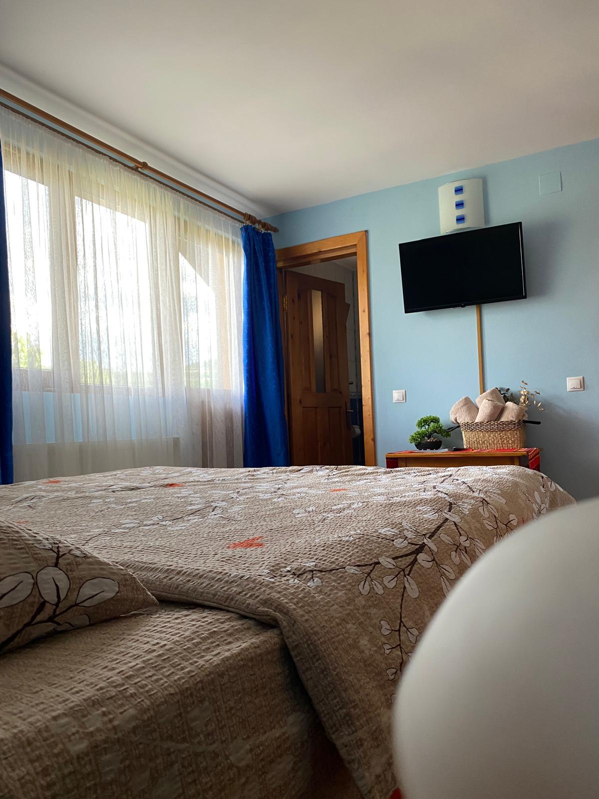 9cd40fa4-d8a8-481d-8d85-94a3a8133da9