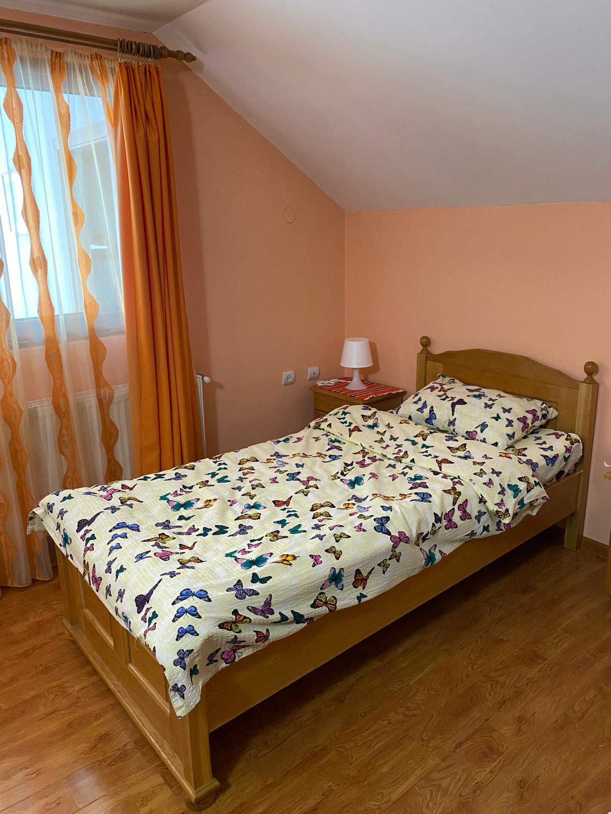 ff1da687-b365-432f-9052-f010a39cd773